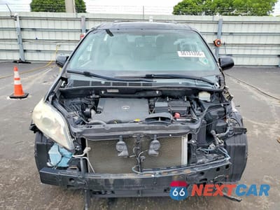 Piąte zdjęcie samochodu w środku: 2015 TOYOTA SIENNA XLE PREMIUM 8-PASSENGER VIN:5TDYK3DC5FS689915 - miniatura