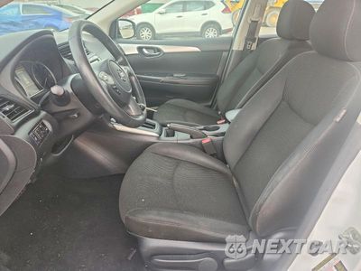 Zdjęcie 7 z 12 samochodu: 2019 NISSAN SENTRA S VIN:3N1AB7AP1KY228295 - miniatura