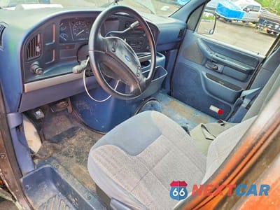 Zdjęcie 8 z 13 samochodu: 1994 FORD ECONOLINE E350 VAN VIN:1FTJE34G6RHA76125 - miniatura