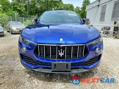 Piąte zdjęcie samochodu w środku: 2017 MASERATI LEVANTE VIN:ZN661XUA4HX214431 - miniatura