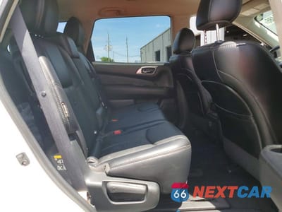 Zdjęcie 11 z 13 samochodu: 2018 NISSAN PATHFINDER SV VIN:5N1DR2MM1JC617242 - miniatura