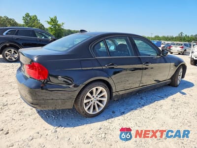 Trzecie zdjęcie samochodu z tyłu: 2011 BMW 328 I VIN:WBAPH7C50BE678936 - miniatura