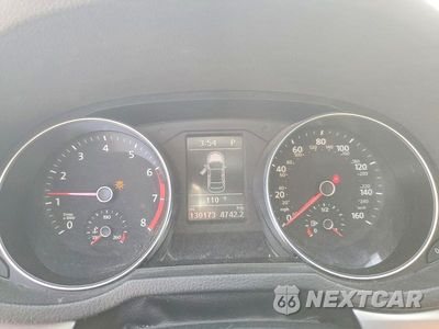 Zdjęcie 9 z 13 samochodu: 2017 VOLKSWAGEN PASSAT S VIN:1VWAT7A33HC085632 - miniatura
