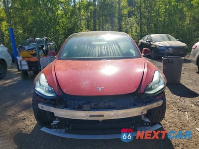 Piąte zdjęcie samochodu w środku: 2019 TESLA MODEL 3 VIN:5YJ3E1EA5KF414286 - miniatura