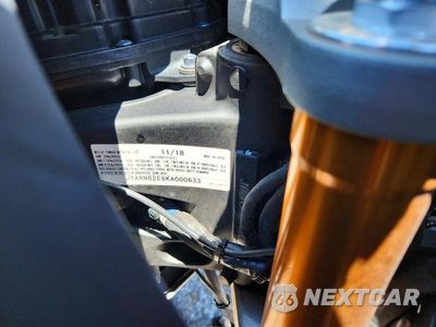 Zdjęcie 8 z 8 samochodu: 2019 YAMAHA MTT09 GT VIN:JYARN62E8KA000633 - miniatura