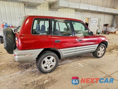 Trzecie zdjęcie samochodu z tyłu: 2000 TOYOTA RAV4 BASE VIN:JT3GP10V2Y0046778 - miniatura