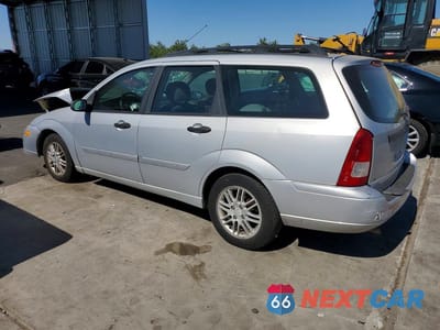 Drugie zdjęcie samochodu z przodu: 2002 FORD FOCUS SE VIN:1FAFP36302W255875 - miniatura