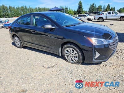 Czwarte zdjęcie samochodu z boku: 2020 HYUNDAI ELANTRA SE VIN:KMHD74LF6LU080465 - miniatura