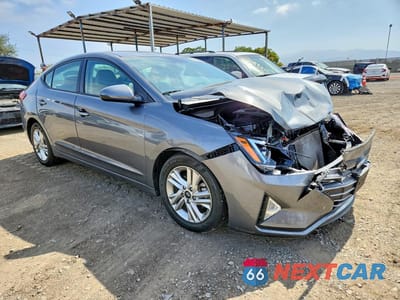 Czwarte zdjęcie samochodu z boku: 2020 HYUNDAI ELANTRA SEL VIN:5NPD84LFXLH509151 - miniatura