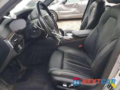 Zdjęcie 7 z 12 samochodu: 2020 BMW 540 XI VIN:WBAJS3C00LWW68620 - miniatura
