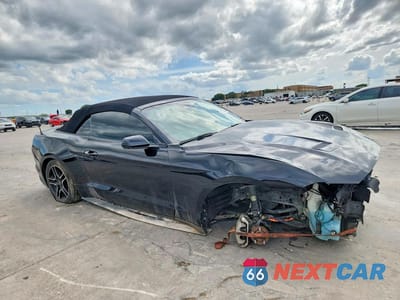 Czwarte zdjęcie samochodu z boku: 2022 FORD MUSTANG VIN:1FATP8UH7N5105397 - miniatura