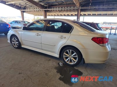 Drugie zdjęcie samochodu z przodu: 2014 SUBARU LEGACY 2.5I PREMIUM VIN:4S3BMCC67E3004065 - miniatura
