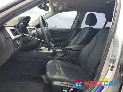 Zdjęcie 7 z 12 samochodu: 2017 BMW 320 I VIN:WBA8E1G38HNU17761 - miniatura