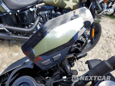 Zdjęcie 7 z 9 samochodu: 2017 YAMAHA FZ09 VIN:JYARN53E6HA001247 - miniatura