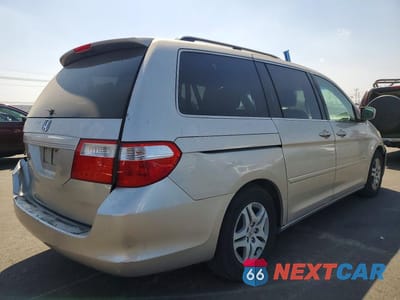 Trzecie zdjęcie samochodu z tyłu: 2006 HONDA ODYSSEY EXL VIN:5FNRL38776B027174 - miniatura