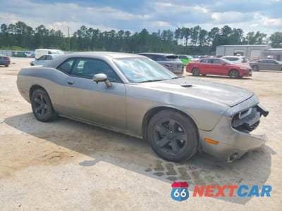 Czwarte zdjęcie samochodu z boku: 2012 DODGE CHALLENGER SXT VIN:2C3CDYAG2CH121225 - miniatura