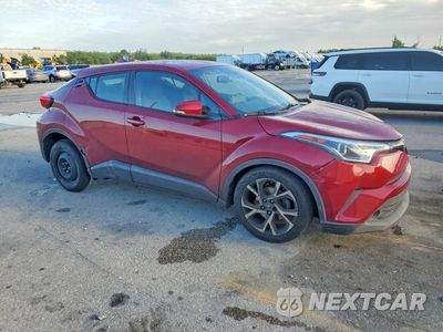 Czwarte zdjęcie samochodu z boku: 2019 TOYOTA C-HR XLE VIN:NMTKHMBX6KR077103 - miniatura