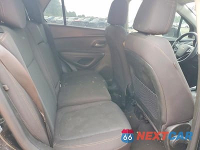 Zdjęcie 10 z 12 samochodu: 2019 CHEVROLET TRAX LS VIN:3GNCJKSB6KL317881 - miniatura