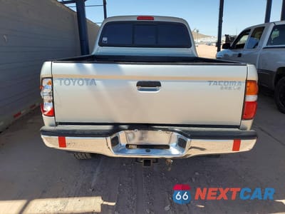 Zdjęcie 6 z 13 samochodu: 2004 TOYOTA TACOMA DOUBLE CAB VIN:5TEHN72N74Z403923 - miniatura