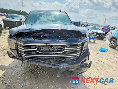 Piąte zdjęcie samochodu w środku: 2026 GMC SIERRA 1500 AT4 CREW VIN:3GTUUEE87TG209544 - miniatura