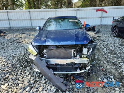 Piąte zdjęcie samochodu w środku: 2022 BMW 228XI VIN:WBA73AK06N7J89970 - miniatura