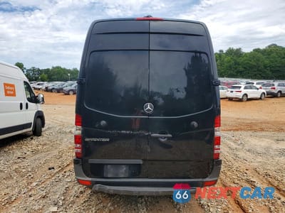 Zdjęcie 6 z 13 samochodu: 2018 MERCEDES BENZ SPRINTER 2500 VIN:WD3PE7CDXJP616878 - miniatura