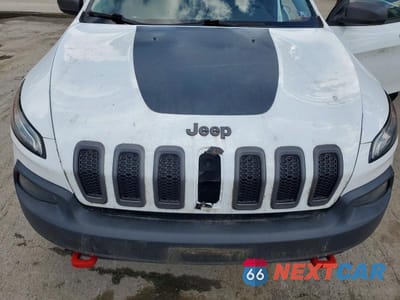 Zdjęcie 12 z 13 samochodu: 2014 JEEP CHEROKEE TRAILHAWK VIN:1C4PJMBSXEW153314 - miniatura