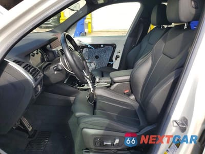 Zdjęcie 7 z 14 samochodu: 2019 BMW X3 SDRIVE30I VIN:5UXTR7C57KLR48804 - miniatura