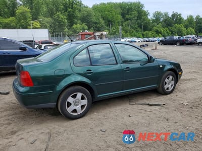 Trzecie zdjęcie samochodu z tyłu: 2002 VOLKSWAGEN JETTA GLS TDI VIN:3VWSP69M82M174845 - miniatura