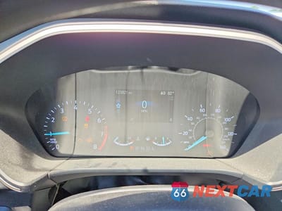 Zdjęcie 9 z 13 samochodu: 2022 FORD ESCAPE SE VIN:1FMCU9G65NUB30660 - miniatura