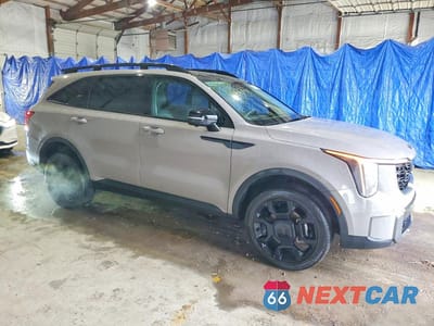 Czwarte zdjęcie samochodu z boku: 2025 KIA SORENTO X-LINE SX VIN:5XYRKDJF2SG395145 - miniatura