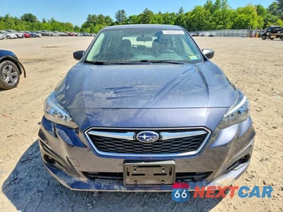 Piąte zdjęcie samochodu w środku: 2017 SUBARU IMPREZA VIN:4S3GTAA67H3705659 - miniatura