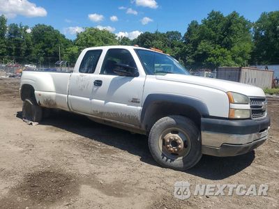 Czwarte zdjęcie samochodu z boku: 2005 CHEVROLET SILVERADO C3500 VIN:1GCJC39275E318855 - miniatura