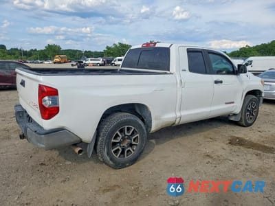 Trzecie zdjęcie samochodu z tyłu: 2015 TOYOTA TUNDRA SR5 VIN:5TFUM5F12FX060428 - miniatura