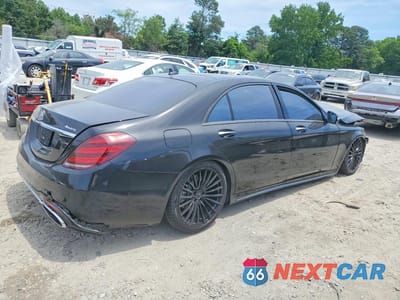 Trzecie zdjęcie samochodu z tyłu: 2018 MERCEDES-BENZ S 560 4MATIC VIN:WDDUG8GB6JA390896 - miniatura