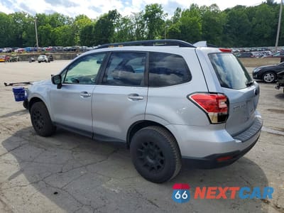 Drugie zdjęcie samochodu z przodu: 2018 SUBARU FORESTER 2.5I VIN:JF2SJABC0JH402429 - miniatura