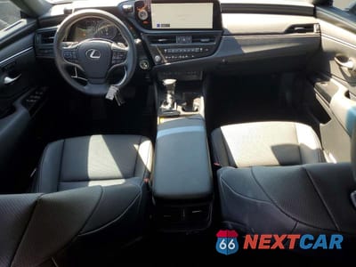 Zdjęcie 8 z 13 samochodu: 2025 LEXUS ES 300H BASE VIN:58ADA1C12SU063898 - miniatura