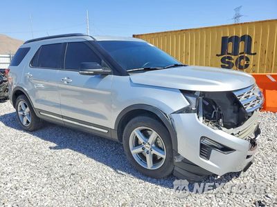Czwarte zdjęcie samochodu z boku: 2018 FORD EXPLORER XLT VIN:1FM5K7D80JGB79685 - miniatura