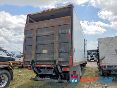 Trzecie zdjęcie samochodu z tyłu: 2025 ISUZU FTR BOX TRUCK VIN:54DK6S1F6SSA02427 - miniatura