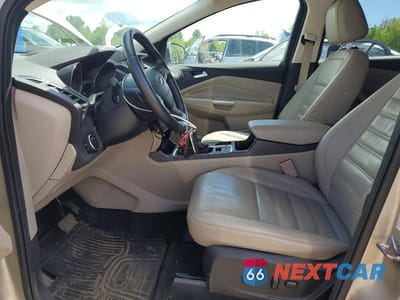 Zdjęcie 7 z 14 samochodu: 2017 FORD ESCAPE TITANIUM VIN:1FMCU9JD1HUC21081 - miniatura