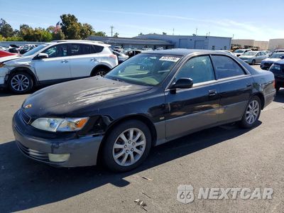 1999 LEXUS ES 300 JT8BF28G2X0202433 - główne zdjęcie licytacji z USA - miniatura