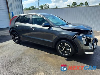 Czwarte zdjęcie samochodu z boku: 2026 KIA NIRO LX VIN:KNDCP3LE8T5328257 - miniatura