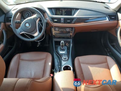Zdjęcie 8 z 12 samochodu: 2015 BMW X1 XDRIVE28I VIN:WBAVL1C52FVY36234 - miniatura