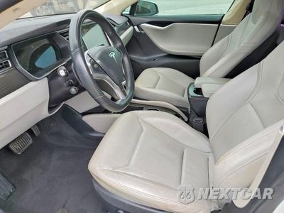 Zdjęcie 7 z 12 samochodu: 2016 TESLA MODEL S VIN:5YJSA1E29GF130196 - miniatura