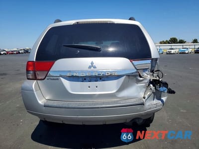 Zdjęcie 6 z 12 samochodu: 2011 MITSUBISHI ENDEAVOR VIN:4A4JN2AS5BE031521 - miniatura