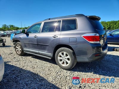Drugie zdjęcie samochodu z przodu: 2013 TOYOTA HIGHLANDER PLUS VIN:5TDBK3EH8DS197361 - miniatura