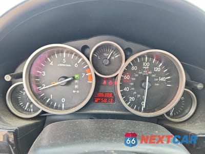 Zdjęcie 9 z 12 samochodu: 2013 MAZDA MX-5 MIATA SPORT VIN:JM1NC2JF9D0232064 - miniatura
