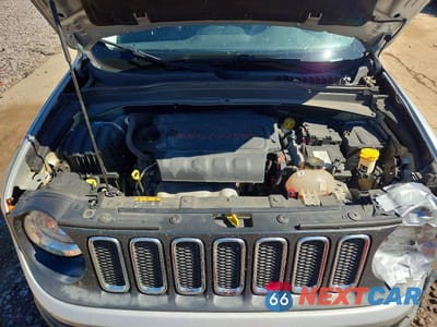Zdjęcie 11 z 12 samochodu: 2017 JEEP RENEGADE SPORT VIN:ZACCJBAB8HPG18212 - miniatura