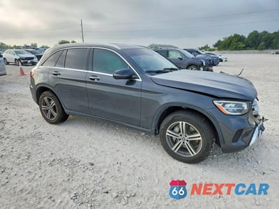 Czwarte zdjęcie samochodu z boku: 2020 MERCEDES-BENZ GLC 300 VIN:WDC0G8DB6LF702969 - miniatura