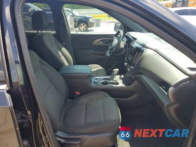 Zdjęcie 7 z 13 samochodu: 2023 CHEVROLET TRAVERSE LT VIN:1GNERGKW5PJ130020 - miniatura